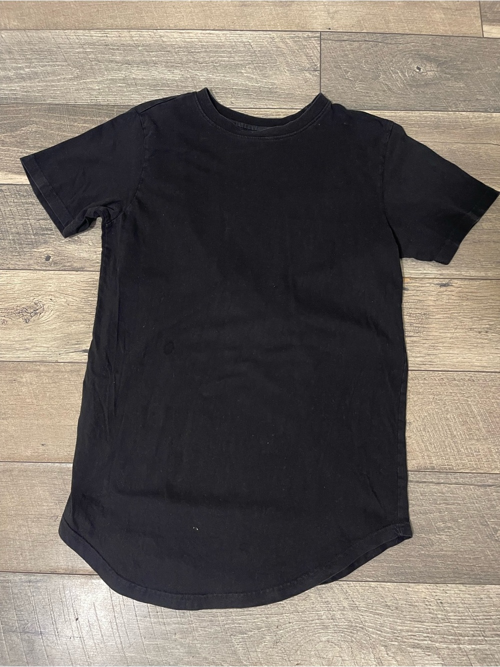 Men's Black Short-Sleeve Crewneck Tee